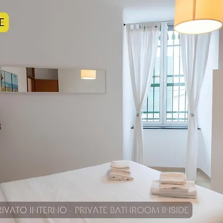 Accoglienti Stazione Piazza Principe - 3 Min Treni Crociere Affittacamere